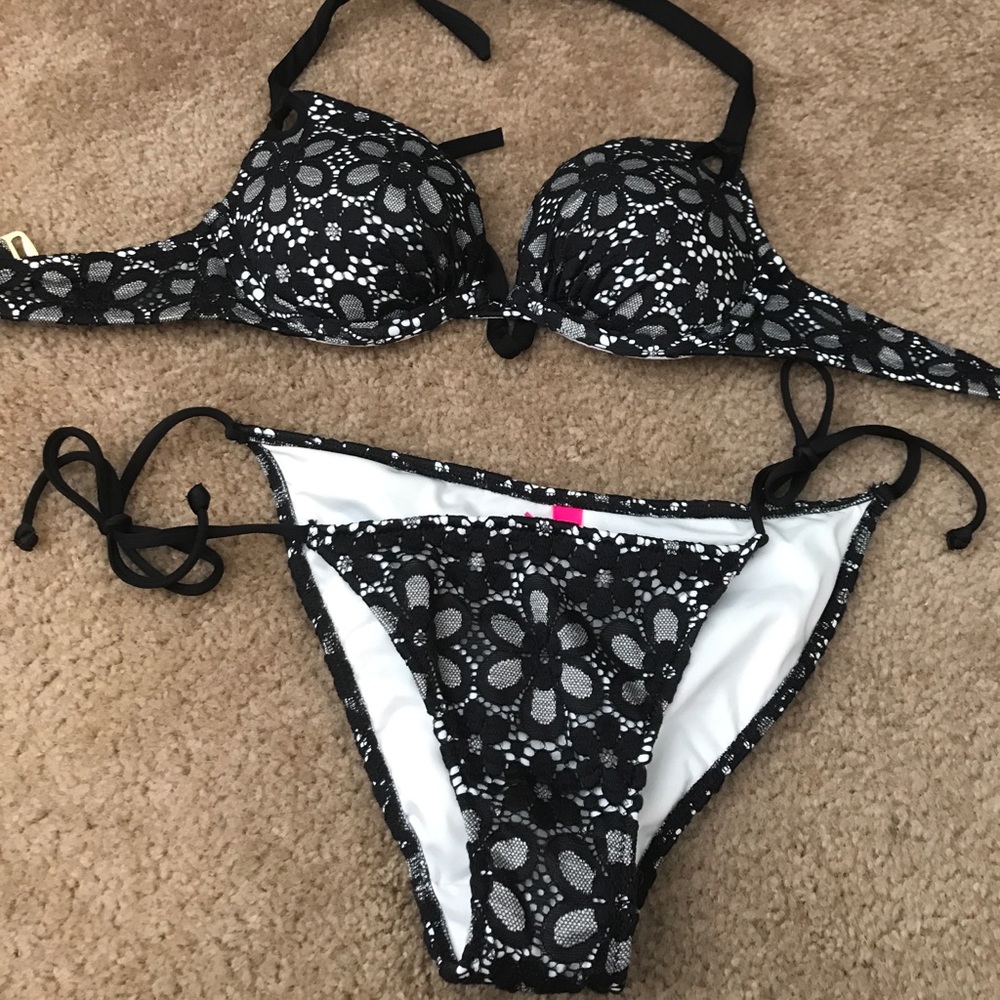 Victoria’s Secret Bikini
